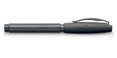 Pióro wieczne Faber-Castell Essentio Black Carbon.jpg