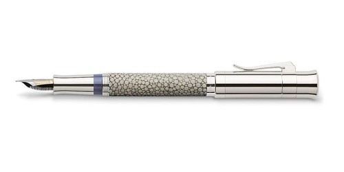 Pióro wieczne Graf von Faber-Castell Pen of the Year 2005 skóra płaszczki.jpg