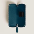 Etui Montblanc Sartorial Cyprus Blue niebieskie pojedyncze zamykane na zamek wnętrze.jpg