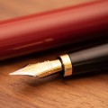 Pióro wieczne Diplomat XO Burgundy Lacquer edycja limitowana stalówka.jpg