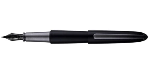 Pióro wieczne Diplomat Aero Pure Black edycja specjalna.jpg