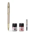 Zestaw pióro wieczne Sheaffer 100 Champagne Gold GT Emily in Paris z dwoma atramentami zapachowymi Sheaffer Skrip 10 ml prezentacja.jpg
