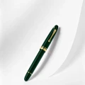 Pióro wieczne OMAS Ogiva Green GT prezentacja.jpg