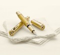 Pióro wieczne Graf von Faber-Castell Pen of the Year 2012 pozłacany dąb prezentacja.jpg