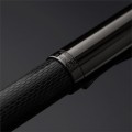 Pióro wieczne Graf von Faber-Castell Guilloche Black Edition skuwka.jpg