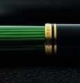 Pióro wieczne Pelikan M800 zielone korpus.png