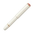 Pióro wieczne Montblanc Heritage Rouge et Noir Baby Ivory edycja specjalna zamknięte.jpg