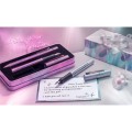 Zestaw prezentowy Faber-Castell Grip 2011 Glam Edition pióro wieczne i długopis edycja limitowana pokaz.jpg
